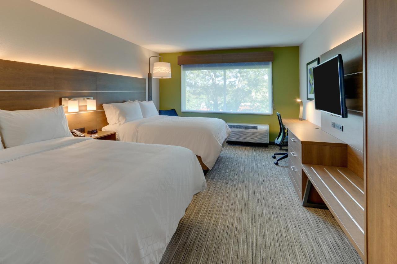 Holiday Inn Express & Suites - Roanoke - Civic Center Екстер'єр фото